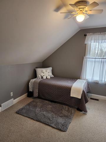 Builiding view forty for 3400 Sturgeon Rd, Midland, MI. 48640