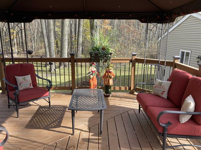 Builiding view sixty eight for 3400 Sturgeon Rd, Midland, MI. 48640