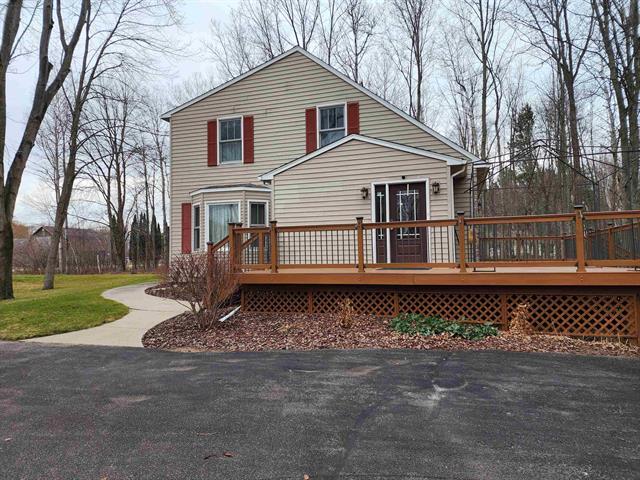 Builiding view three for 3400 Sturgeon Rd, Midland, MI. 48640