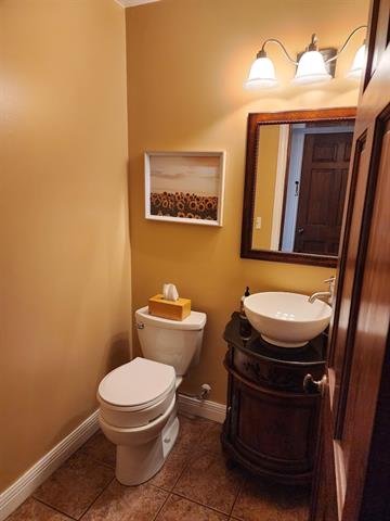 Builiding view twenty seven for 3400 Sturgeon Rd, Midland, MI. 48640