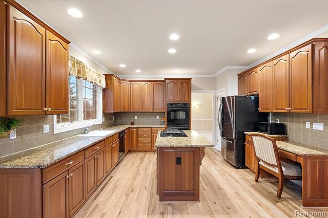 Builiding view eight for 26566 Anchorage, Novi, MI. 48374