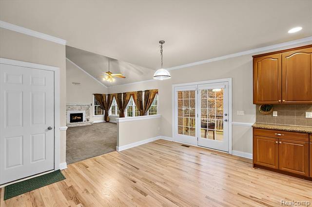 Builiding view eighteen for 26566 Anchorage, Novi, MI. 48374