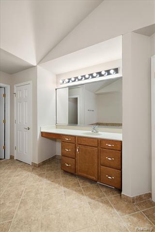 Builiding view forty four for 26566 Anchorage, Novi, MI. 48374