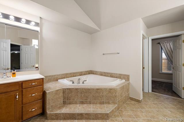 Builiding view forty two for 26566 Anchorage, Novi, MI. 48374