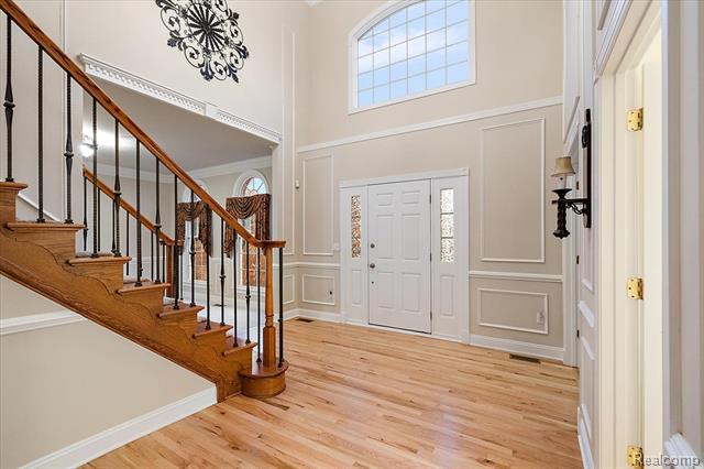 Builiding view six for 26566 Anchorage, Novi, MI. 48374