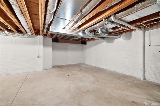 Builiding view sixty nine for 26566 Anchorage, Novi, MI. 48374