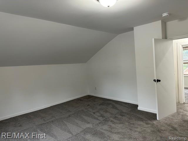 Builiding view fifteen for 35487 Glover, Wayne, MI. 48184