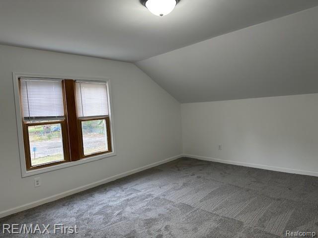 Builiding view sixteen for 35487 Glover, Wayne, MI. 48184