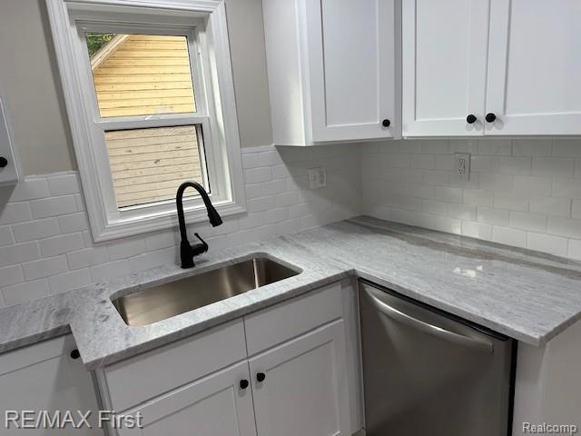 Builiding view ten for 35487 Glover, Wayne, MI. 48184