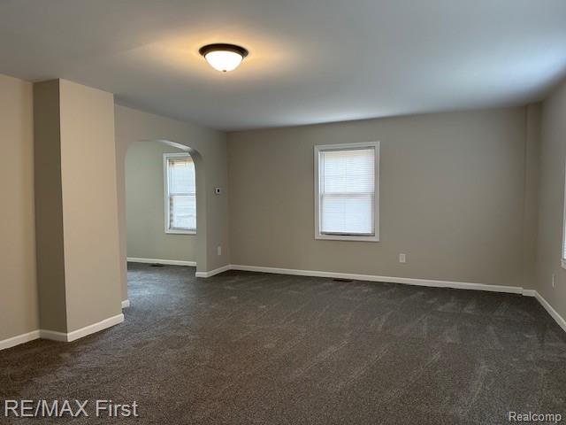 Builiding view twelve for 35487 Glover, Wayne, MI. 48184