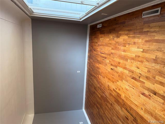 Builiding view three for 2425 Nerredia, Flint, MI. 48532