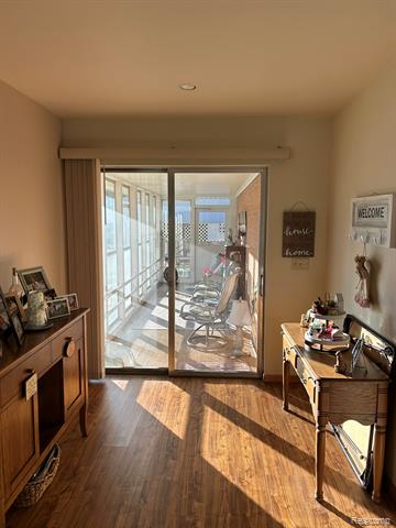 Builiding view five for 921 Saginaw, Vassar, MI. 48768