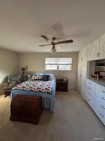 Builiding view nine for 921 Saginaw, Vassar, MI. 48768