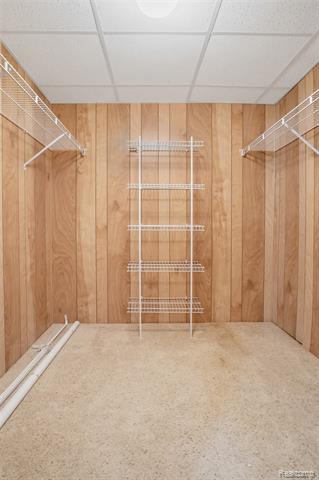 Builiding view thirty four for 62512 Raleigh, South Lyon, MI. 48178