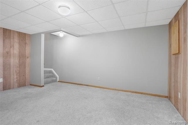 Builiding view thirty one for 62512 Raleigh, South Lyon, MI. 48178