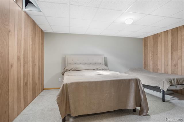 Builiding view thirty three for 62512 Raleigh, South Lyon, MI. 48178