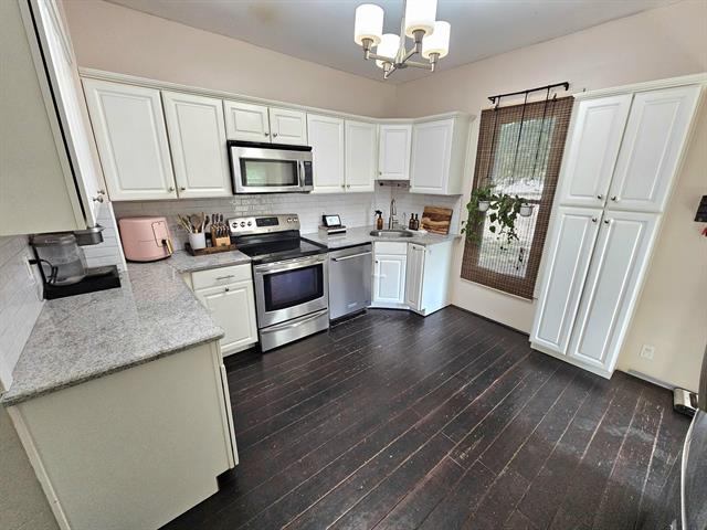 Builiding view five for 544 Chicago St, Bronson, MI. 49028