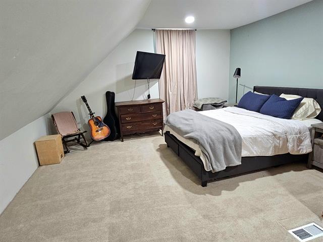 Builiding view thirteen for 544 Chicago St, Bronson, MI. 49028