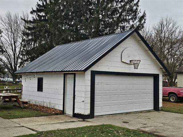 Builiding view twenty eight for 544 Chicago St, Bronson, MI. 49028