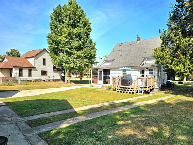 Builiding view twenty six for 544 Chicago St, Bronson, MI. 49028