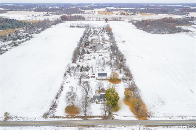 Builiding view thirty four for 18430 Forrister Rd, Hudson, MI. 49247