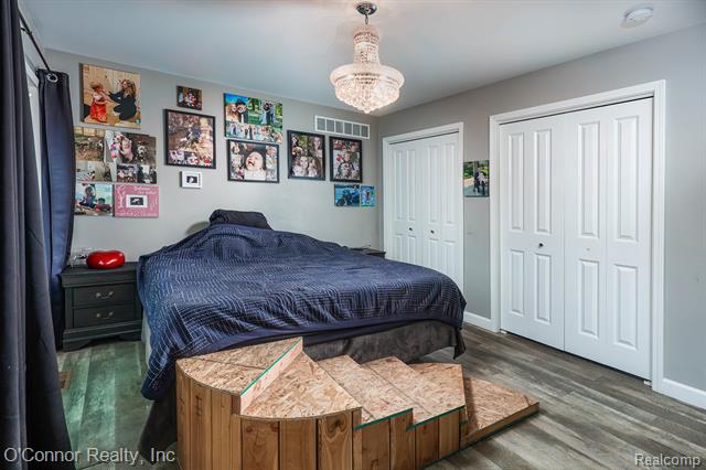 Builiding view eleven for 2007 Edward, Smiths Creek, MI. 48074