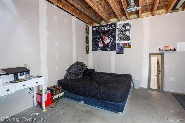 Builiding view thirty one for 2007 Edward, Smiths Creek, MI. 48074