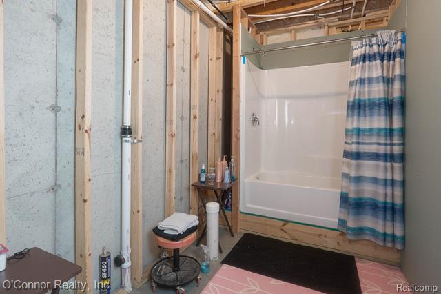 Builiding view thirty three for 2007 Edward, Smiths Creek, MI. 48074