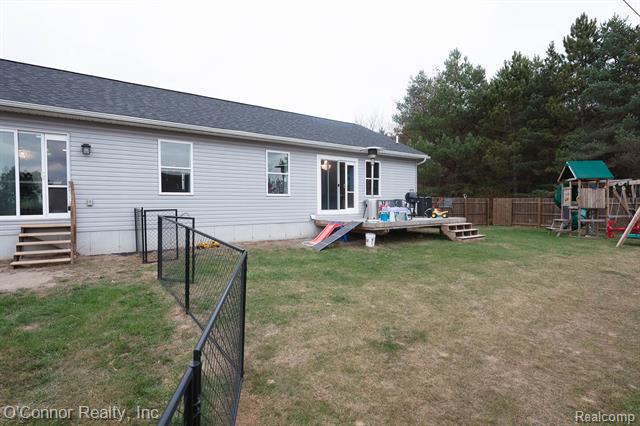 Builiding view twenty four for 2007 Edward, Smiths Creek, MI. 48074