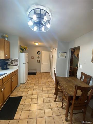 Builiding view eight for 20813 Washington Street, Roseville, MI. 48066