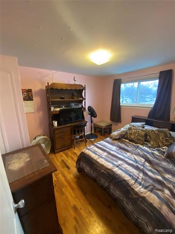 Builiding view fifteen for 20813 Washington Street, Roseville, MI. 48066