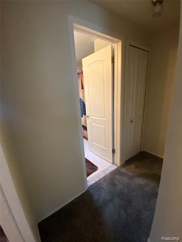 Builiding view fourteen for 20813 Washington Street, Roseville, MI. 48066