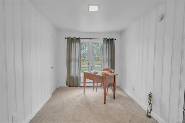 Builiding view eight for 1829 Handley, Saginaw, MI. 48602