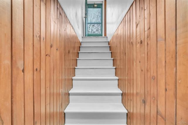 Builiding view nineteen for 1829 Handley, Saginaw, MI. 48602