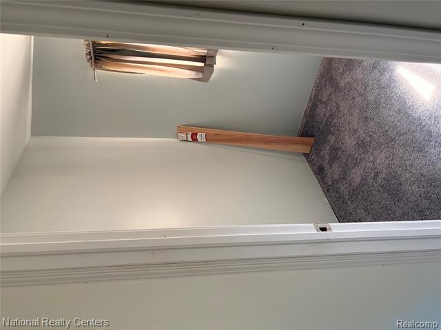 Builiding view thirteen for 2025 Parkwood Ct, Brooklyn, MI. 49230