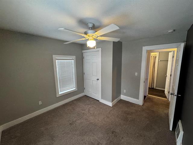 Builiding view sixteen for 406 Garfield, Jackson, MI. 49203