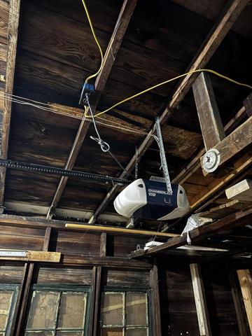 Builiding view thirty one for 406 Garfield, Jackson, MI. 49203