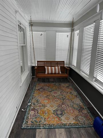 Builiding view three for 406 Garfield, Jackson, MI. 49203