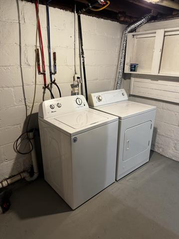 Builiding view twenty four for 406 Garfield, Jackson, MI. 49203