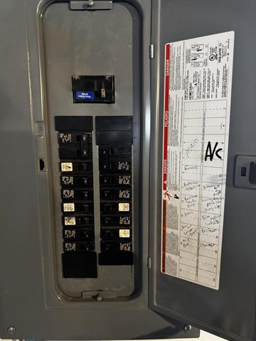 Builiding view twenty two for 406 Garfield, Jackson, MI. 49203