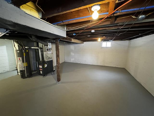 Builiding view twenty for 406 Garfield, Jackson, MI. 49203