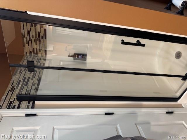 Builiding view seven for 7781 Wilshire Dr, Almont, MI. 48003