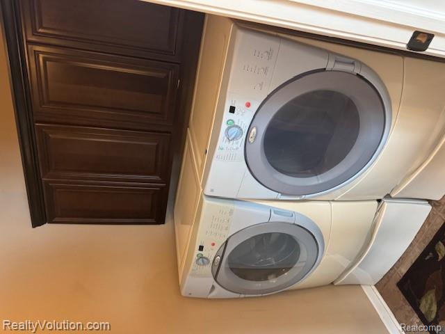 Builiding view twelve for 7781 Wilshire Dr, Almont, MI. 48003