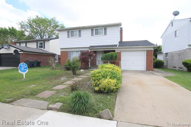front view for 14251 Elgin St, Oak Park, Mi. 48237
