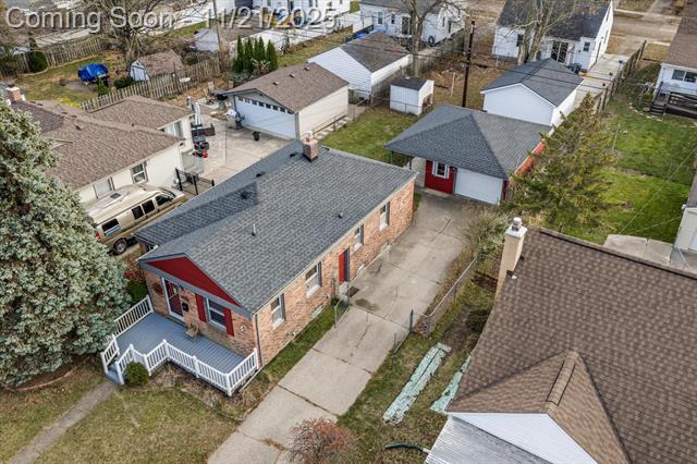 Builiding view thirty for 1804 Harwood, Royal Oak, MI. 48067