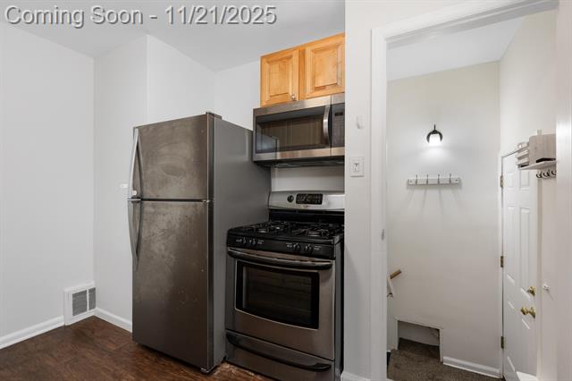 Builiding view three for 1804 Harwood, Royal Oak, MI. 48067