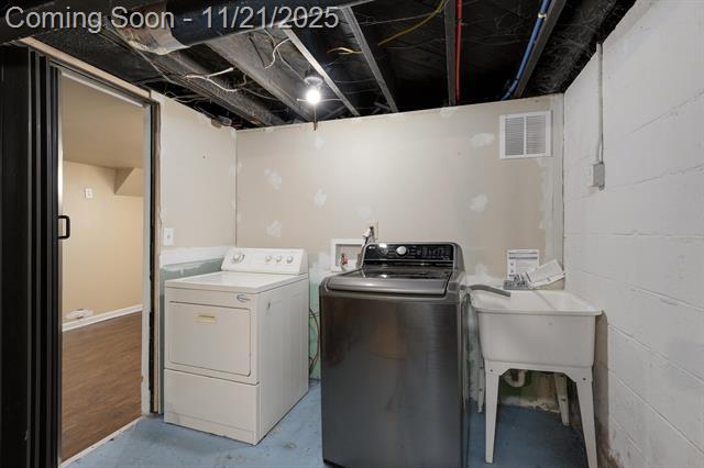 Builiding view twenty two for 1804 Harwood, Royal Oak, MI. 48067