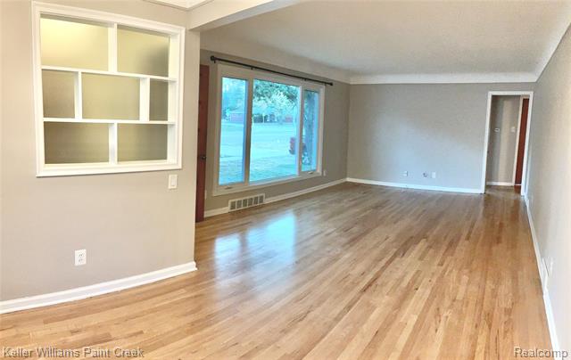 Builiding view four for 925 Fourteen, Clawson, MI. 48017