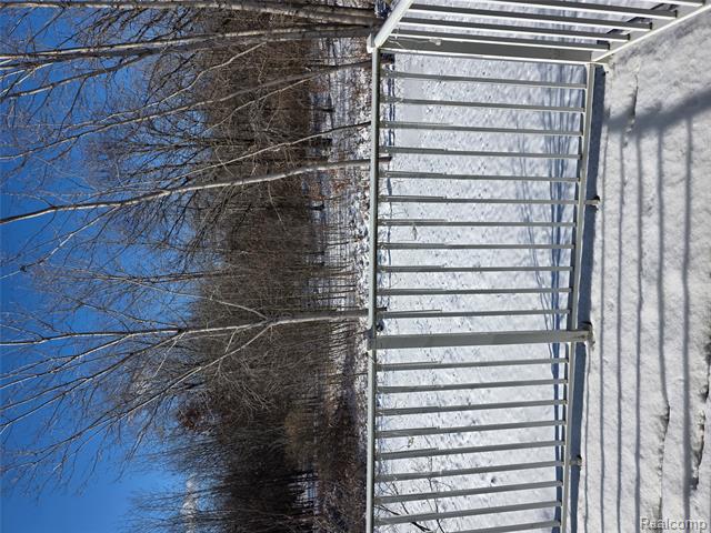 Builiding view nineteen for 29745 Fox Run Circle, Warren, MI. 48092