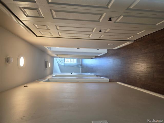 Builiding view seventeen for 29745 Fox Run Circle, Warren, MI. 48092